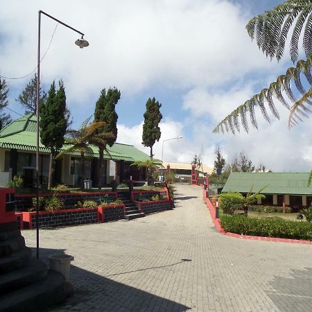 Отель Bromo Permai 1 Экстерьер фото